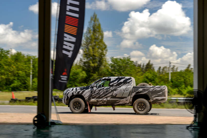 Mitsubishi Triton 2023 Group T1 untuk AXCR 2023 – model produksi belum lancar, versi rali hampir siap! 1635501