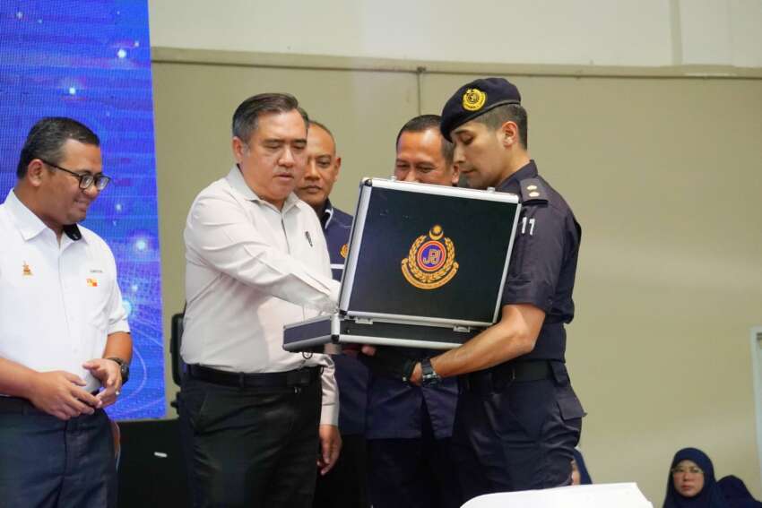 Program MyPSV 2023 dilancarkan – peruntukan RM2j, kuota 4,000 calon untuk lesen e-hailing, teksi dan bas 1635717