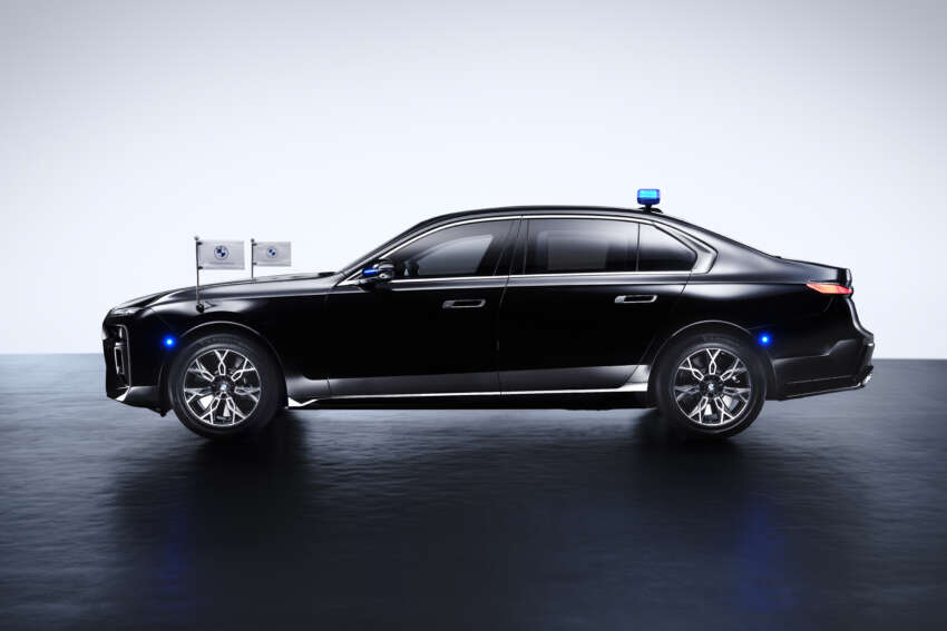 BMW G70 i7, 7 Series Protection – with up to VPAM 10 classification; highest for civilian protection vehicles 1653224
