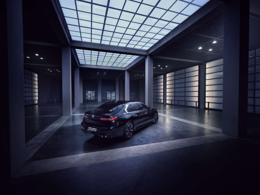 BMW G70 i7, 7 Series Protection – with up to VPAM 10 classification; highest for civilian protection vehicles 1653211