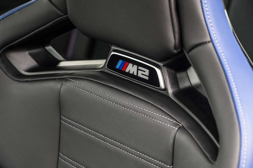 BMW M2 G87 2023 di M’sia — 460 PS, 0-100 km/j dalam 4.1 saat; standard RM573k, Pro Package RM617k 1651553
