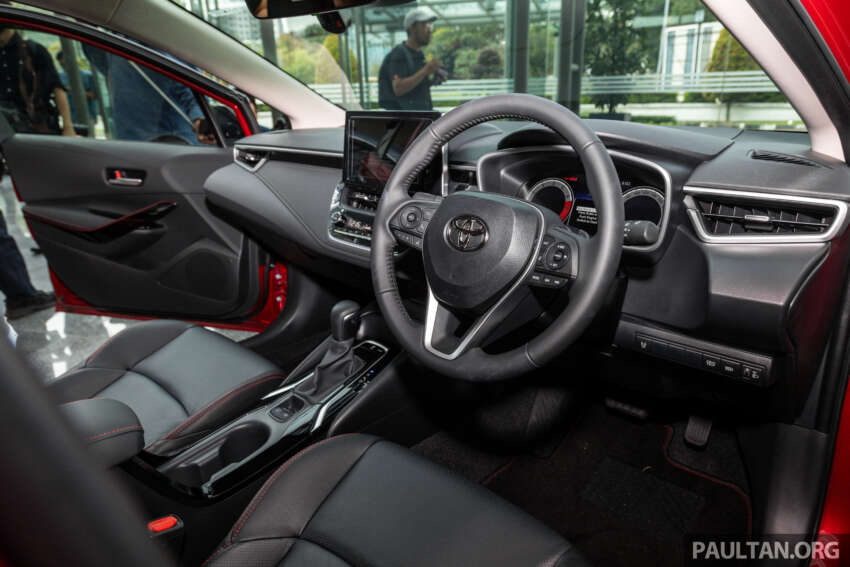 Toyota Corolla GR Sport 2023 kini di M’sia — varian tertinggi dengan lencana GR, suspensi baru, RM153k 1660988