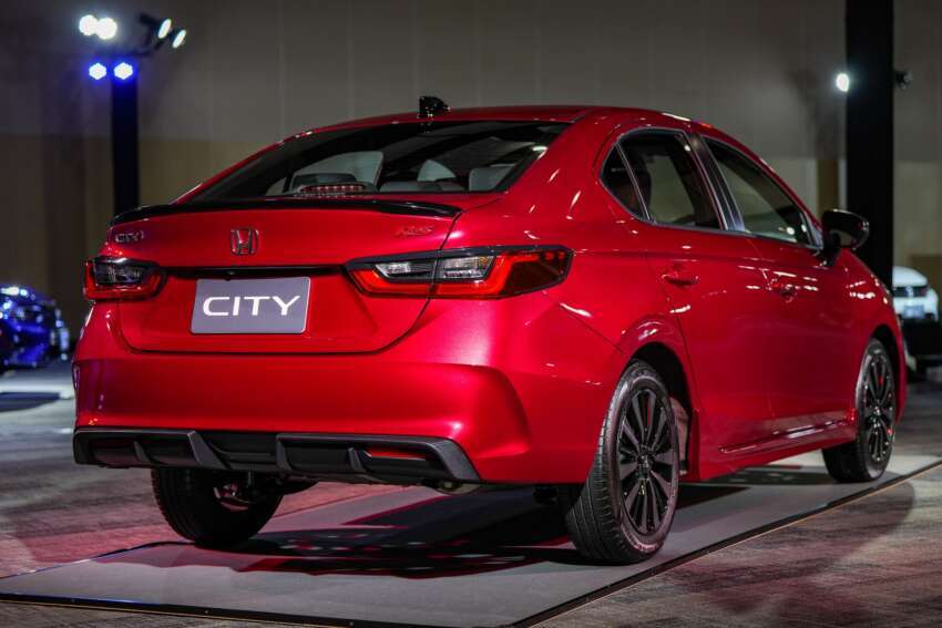 Honda City <em>facelift</em> 2023 dilancar di M’sia — lima varian termasuk hibrid, Honda Connect, dari RM84,900 1653428