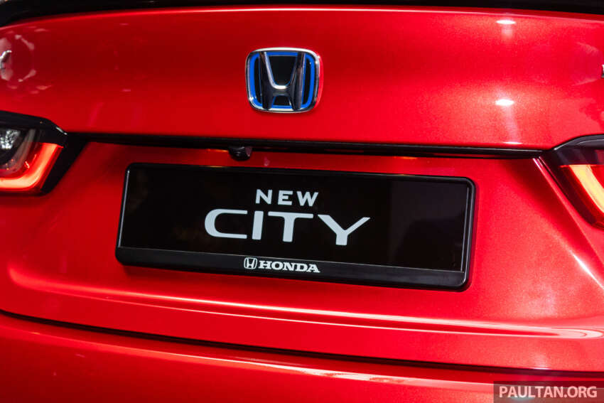 Honda City <em>facelift</em> 2023 dilancar di M’sia — lima varian termasuk hibrid, Honda Connect, dari RM84,900 1653652