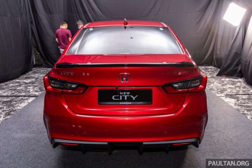 Honda City <em>facelift</em> 2023 dilancar di M’sia — lima varian termasuk hibrid, Honda Connect, dari RM84,900 1654312