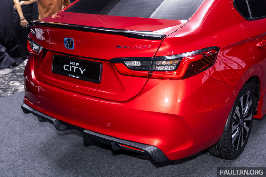 Honda City <em>facelift</em> 2023 dilancar di M’sia — lima varian termasuk hibrid, Honda Connect, dari RM84,900 1654354