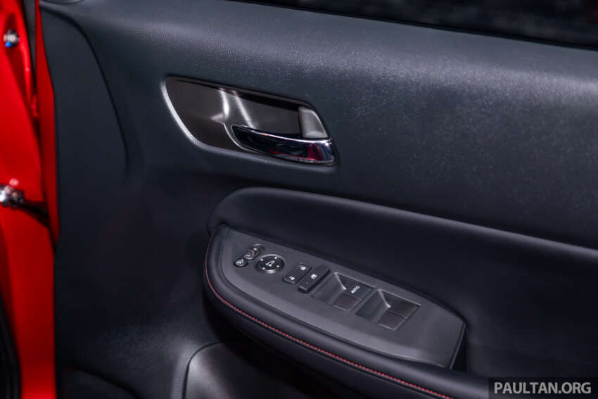 Honda City <em>facelift</em> 2023 dilancar di M’sia — lima varian termasuk hibrid, Honda Connect, dari RM84,900 1654410