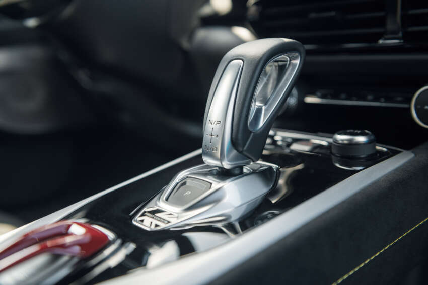 Lotus Emira i4 First Edition sudah boleh ditempah di M’sia – enjin Mercedes-AMG 2.0L Turbo, RM998,800! 1658893