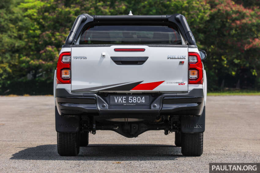 2023 Toyota Hilux GR Sport in Malaysia – sporty pick-up truck with bodykit, monotube dampers; fr RM169k 1658419