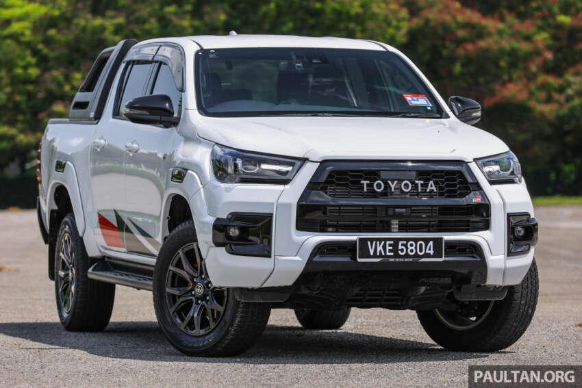 2023 Toyota Hilux GR Sport in Malaysia – sporty pick-up truck with bodykit, monotube dampers; fr RM169k 1658406