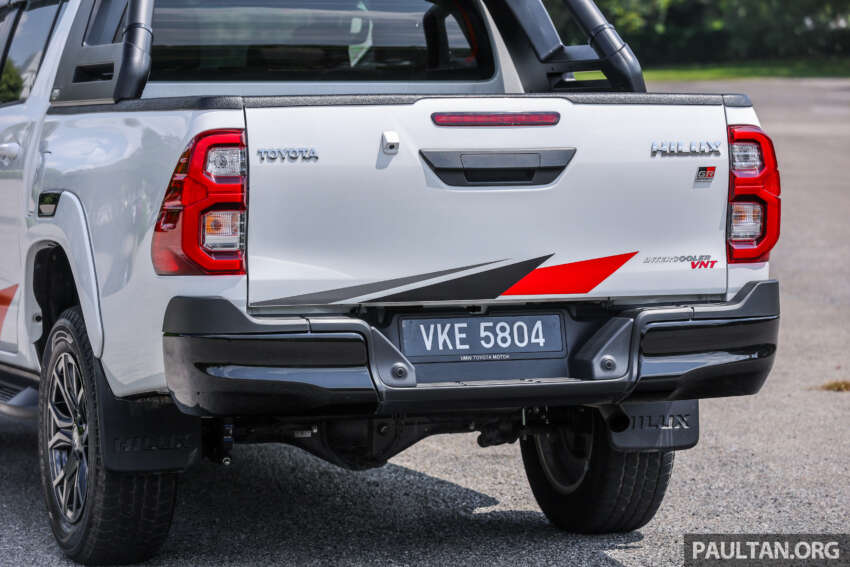 2023 Toyota Hilux GR Sport in Malaysia – sporty pick-up truck with bodykit, monotube dampers; fr RM169k 1658435