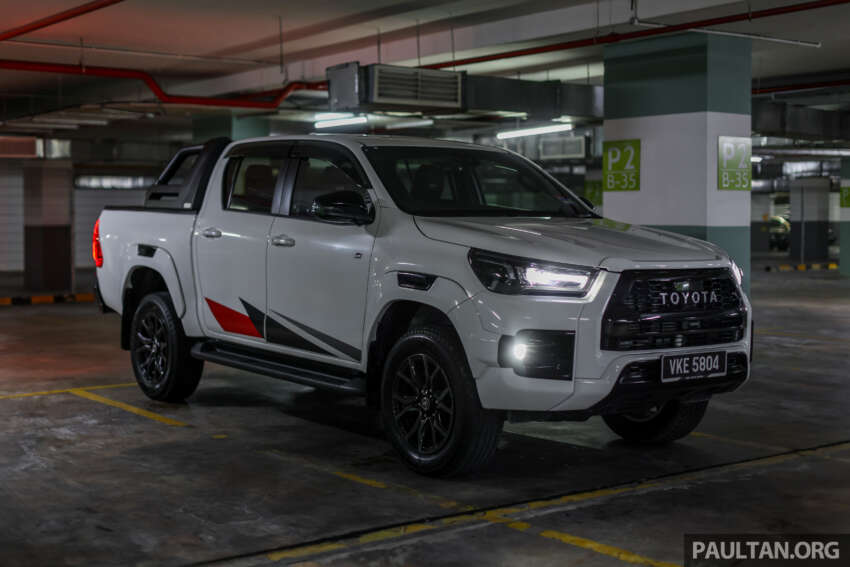 2023 Toyota Hilux GR Sport in Malaysia – sporty pick-up truck with bodykit, monotube dampers; fr RM169k 1658455