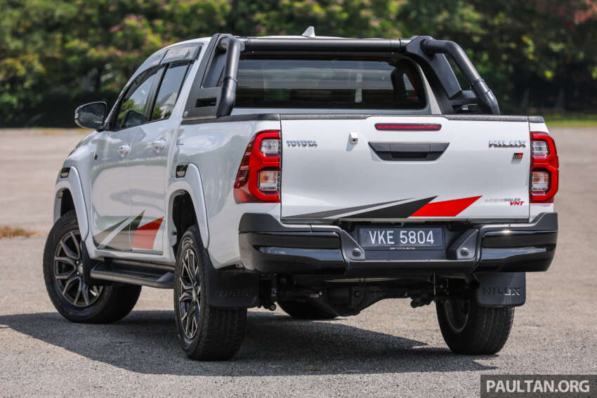 2023 Toyota Hilux GR Sport in Malaysia – sporty pick-up truck with bodykit, monotube dampers; fr RM169k 1658412