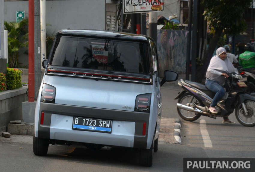 2023 Wuling Air EV review – not allowed in Malaysia; are we truly missing out on a viable Myvi-priced EV? 1657133