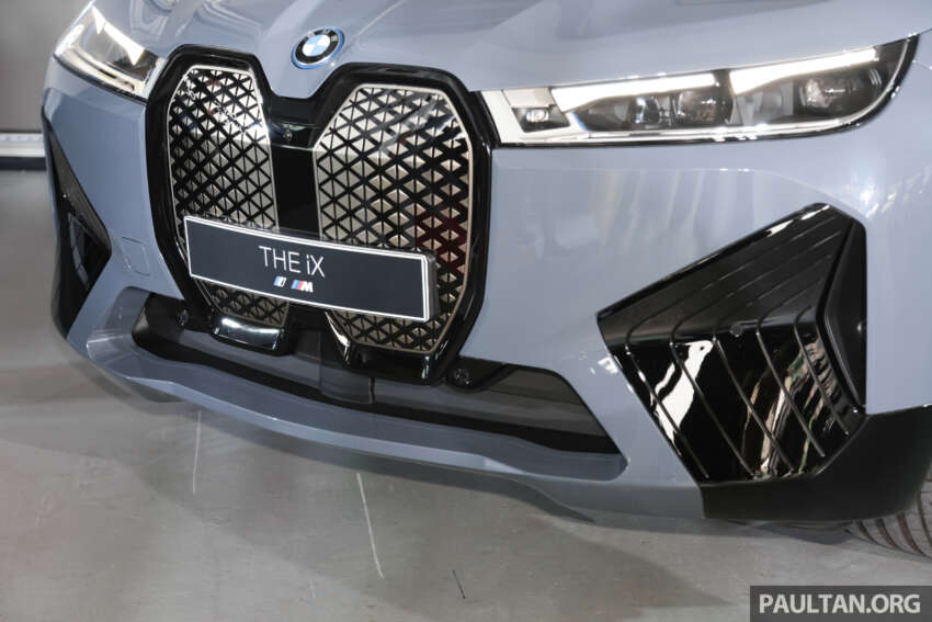 BMW iX M60 2023 kini di M’sia — 561 km jarak, 619 PS/1,100 Nm, 0-100 km/j dalam 3.8 saat; RM631k 1651721
