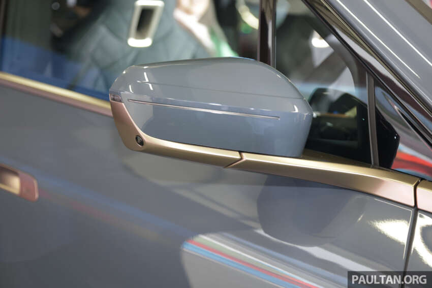 BMW iX M60 2023 kini di M’sia — 561 km jarak, 619 PS/1,100 Nm, 0-100 km/j dalam 3.8 saat; RM631k 1651727