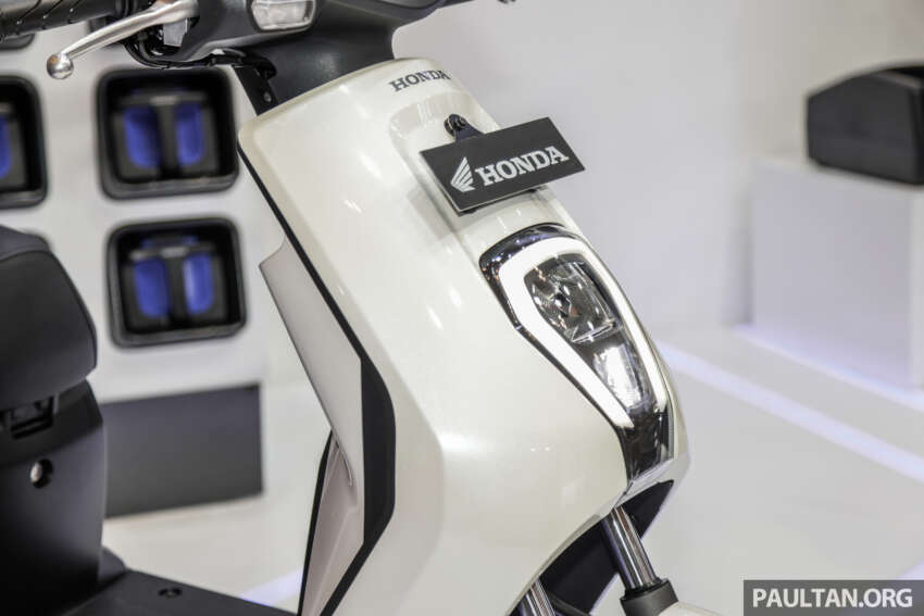 2023 GIIAS: Honda EM-1 electric scooter shown 1654868