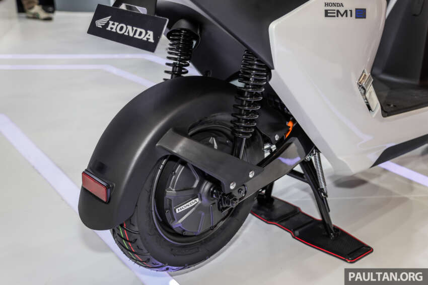 2023 GIIAS: Honda EM-1 electric scooter shown 1654872