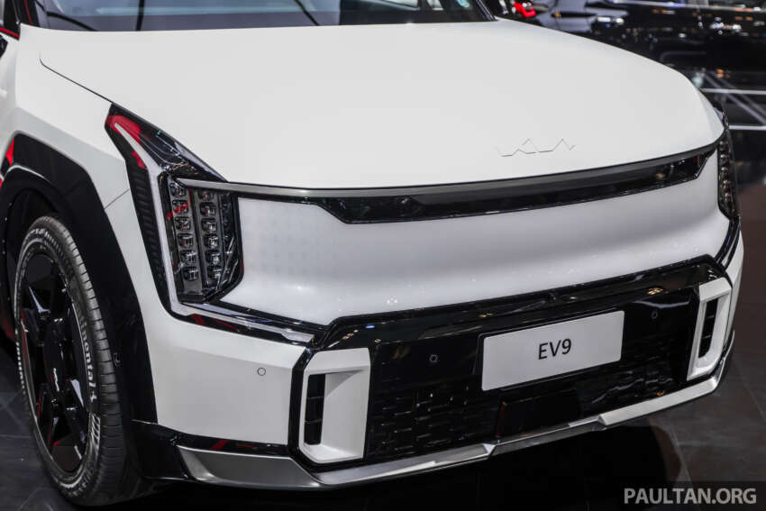 GIIAS 2023: Kia EV9 GT-Line launched – 1st Southeast Asian debut; 385 PS, 497 km EV range; from RM595k 1654740