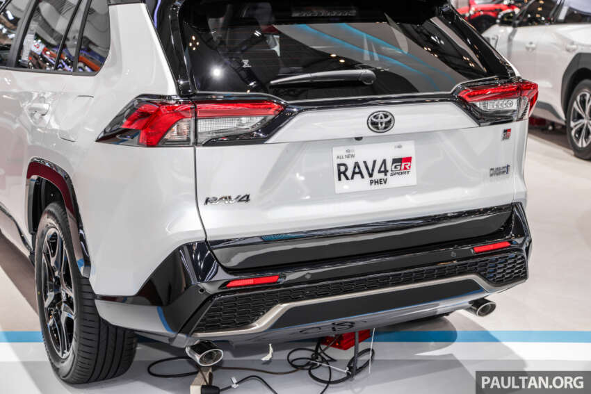 GIIAS 2023: Toyota RAV4 GR Sport PHEV dilancarkan – plug-in hybrid 306 PS; Safety Sense; dari RM346k 1654724