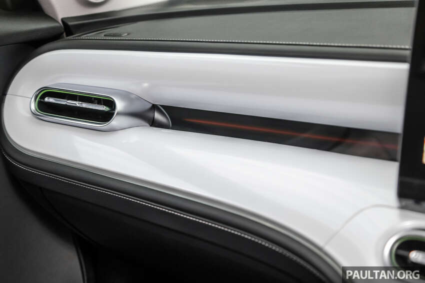 smart #1 EV’s Malaysian spec interior revealed – 13-speaker Beats audio, localised UI with charger location 1650897
