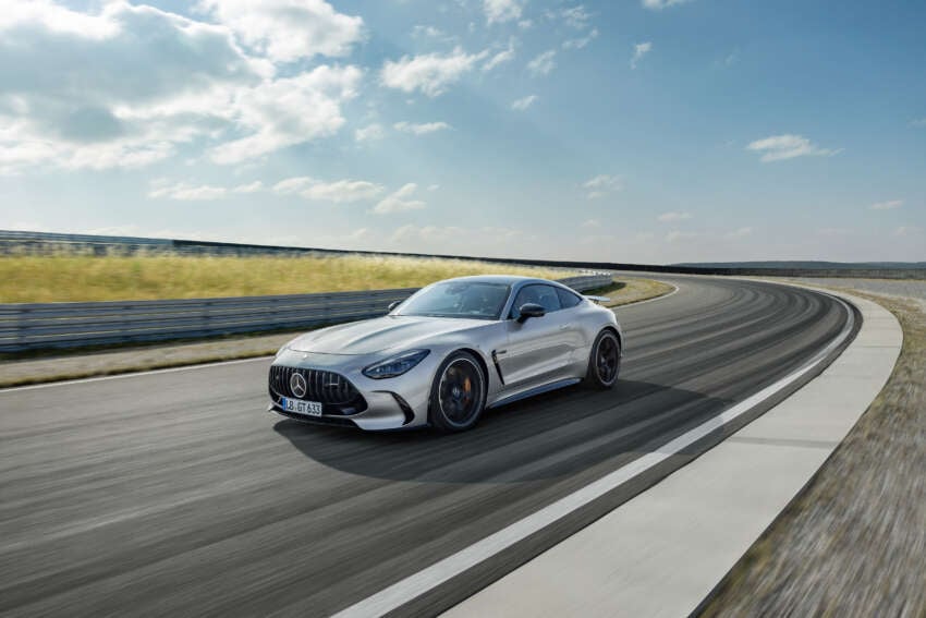 2024 Mercedes-AMG GT – 2nd-gen is larger, has AWD, optional 2+2 seats; 4.0L V8 up to 585 PS and 800 Nm 1657389