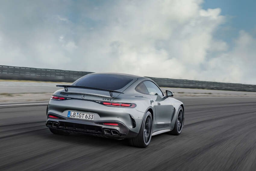 2024 Mercedes-AMG GT – 2nd-gen is larger, has AWD, optional 2+2 seats; 4.0L V8 up to 585 PS and 800 Nm 1657394
