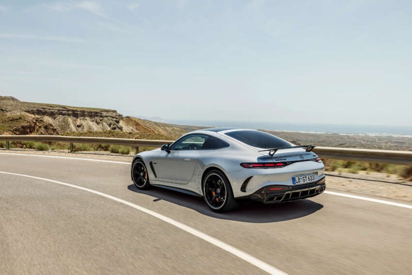 2024 Mercedes-AMG GT – 2nd-gen is larger, has AWD, optional 2+2 seats; 4.0L V8 up to 585 PS and 800 Nm 1657365