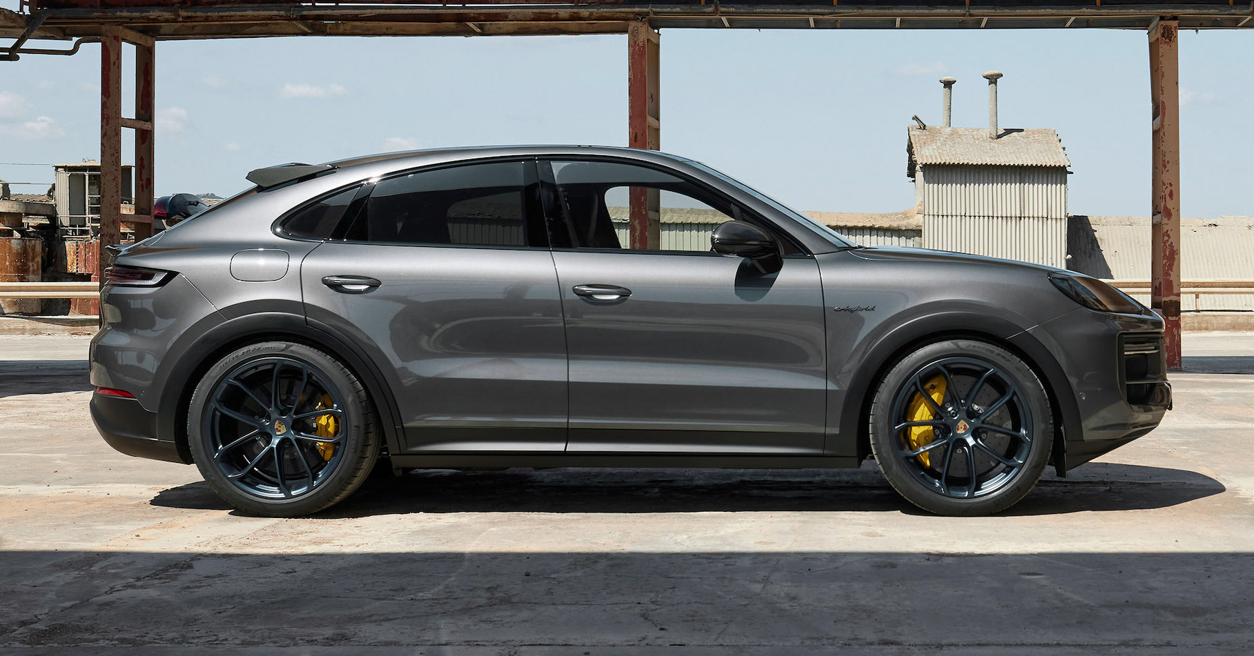 2024 Porsche Cayenne Turbo EHybrid SUV and Coupe debut3 Paul Tan's