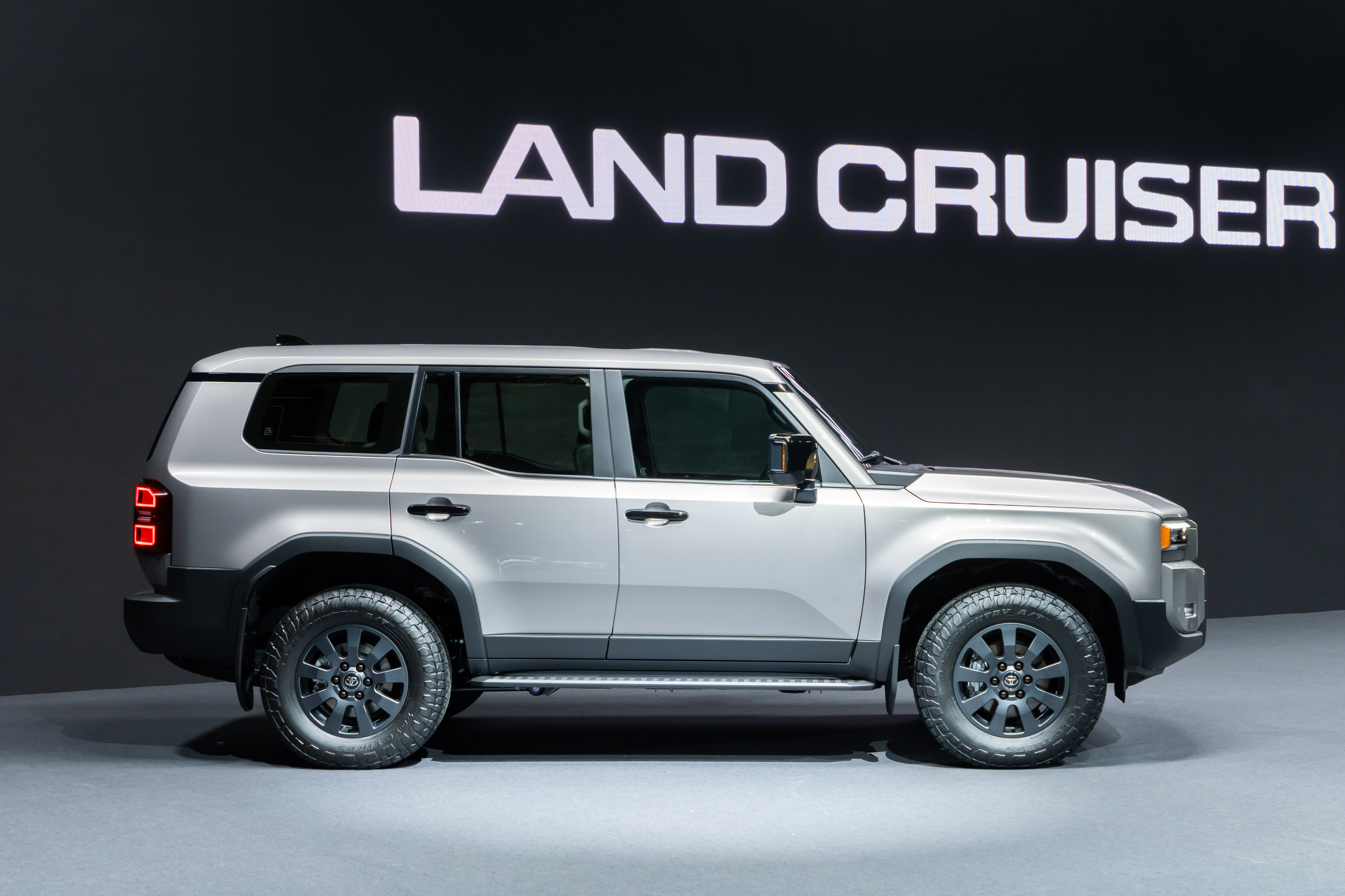 New Toyota Land Cruiser 2024 Pictures Gussi Tomasina