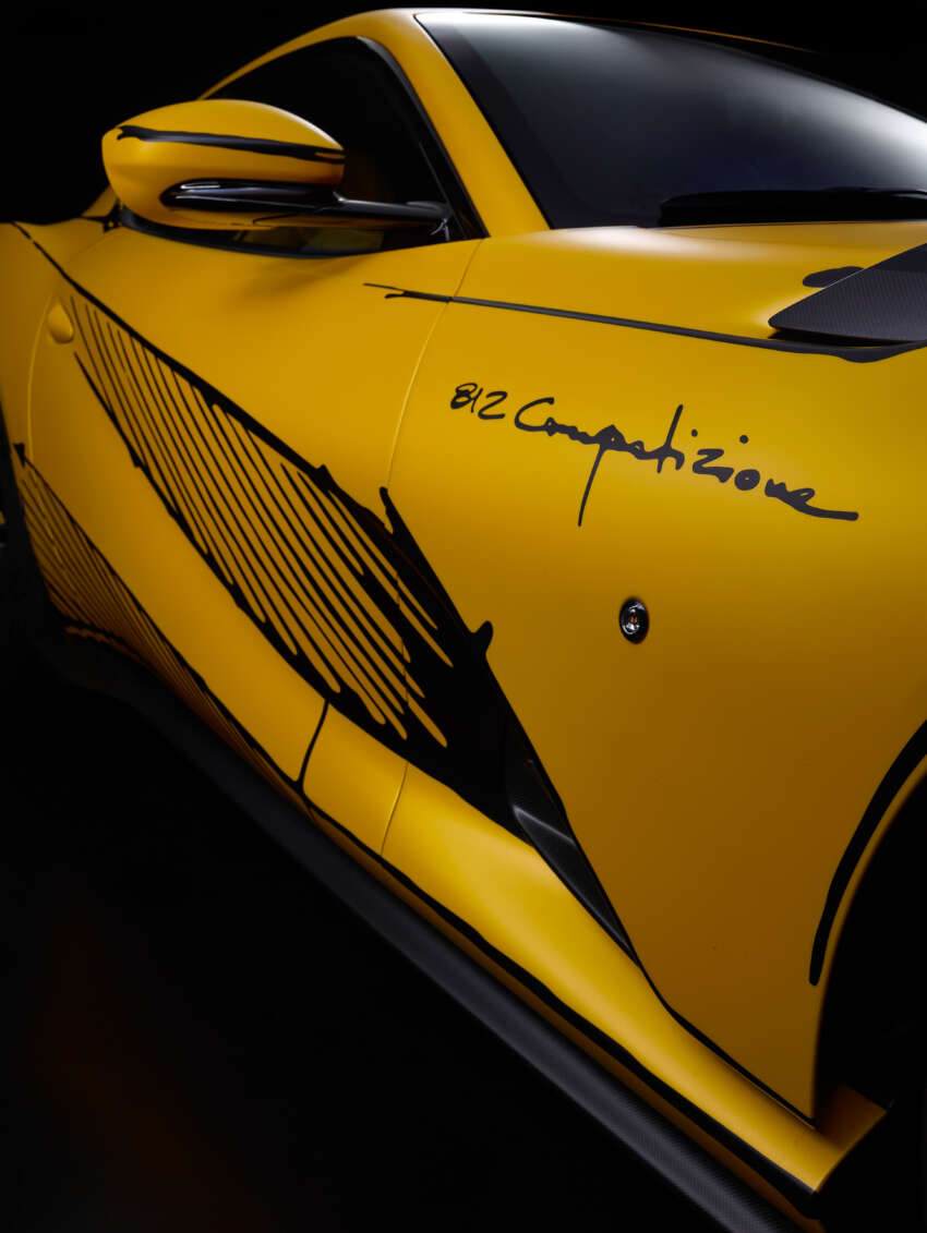 Ferrari 812 Competizione Tailor Made dengan konsep conteng luar dan dalam akan dibuka untuk lelongan 1657911
