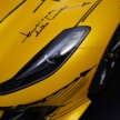 Ferrari 812 Competizione Tailor Made dengan konsep conteng luar dan dalam akan dibuka untuk lelongan