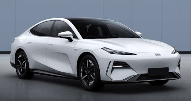 Geely Galaxy E8 – perincian didedah; kuasa sehingga 272 PS, HUD 25.6 inci, lancar Q4 di China, dari RM141k