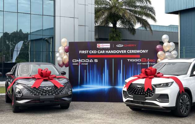 Chery Malaysia celebrates first CKD Omoda 5 and Tiggo 8 Pro handover milestone at Inokom Kulim