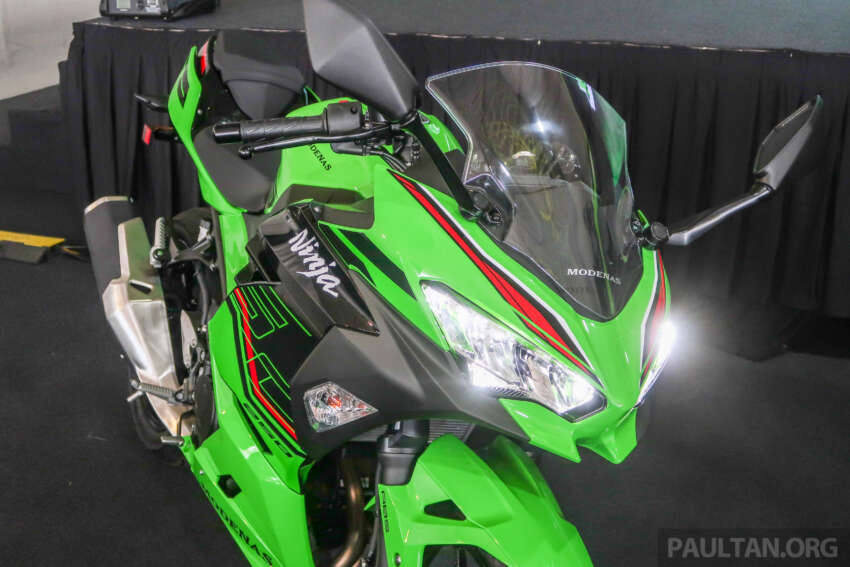 Modenas Ninja 250 ABS ditawarkan dalam warna hijau 1652153