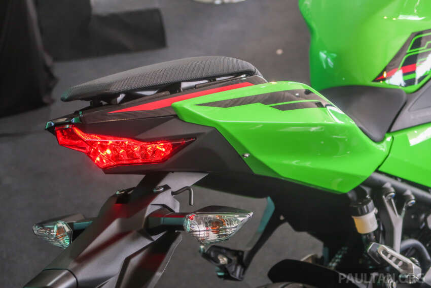 Modenas Ninja 250 ABS ditawarkan dalam warna hijau 1652151