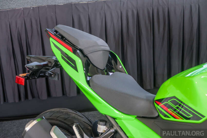 Modenas Ninja 250 ABS ditawarkan dalam warna hijau 1652148