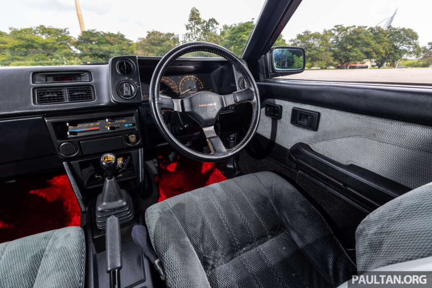 Toyota AE86 Sprinter Trueno GT-Apex Black Limited – 1 dari 400 unit dalam dunia, restorasi macam baru! 1649949