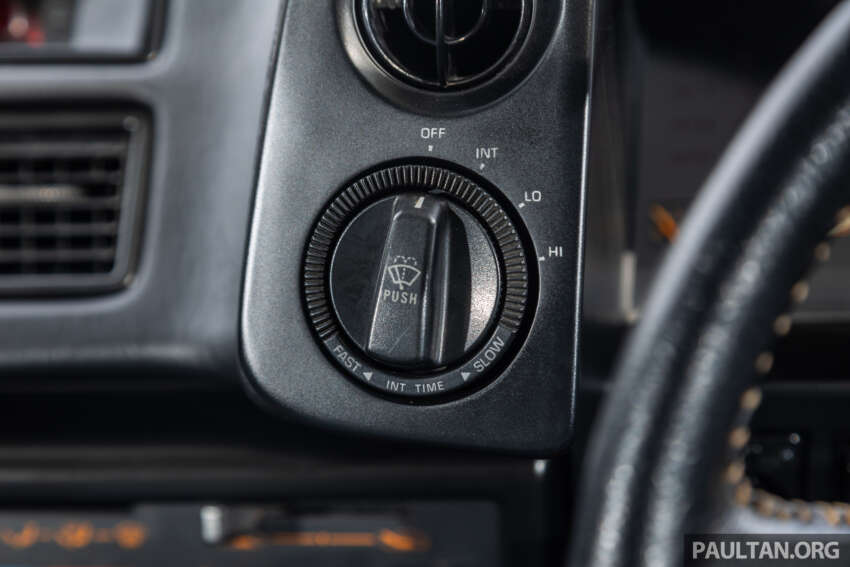 Toyota AE86 Sprinter Trueno GT-Apex Black Limited – 1 dari 400 unit dalam dunia, restorasi macam baru! 1649938