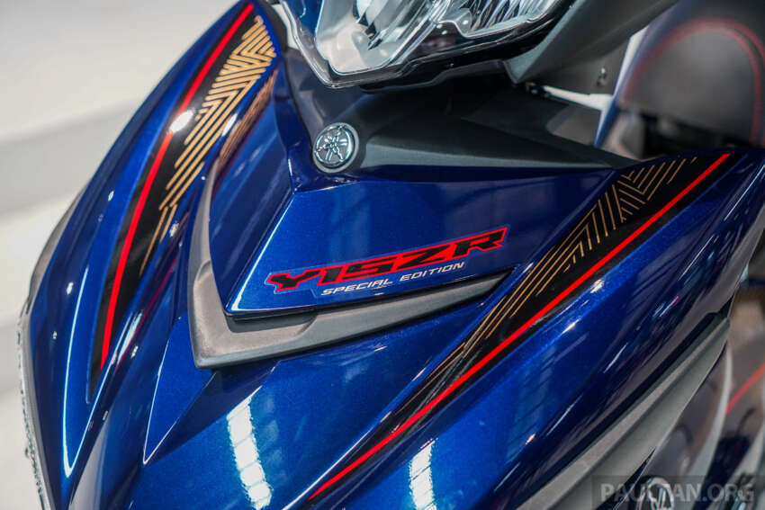 GALERI: Yamaha Y15ZR SE dengan kit aerodinamik – harga RM9,498, penampilan istimewa biru dan emas 1658864