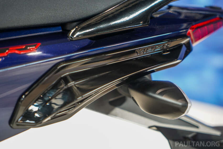 GALERI: Yamaha Y15ZR SE dengan kit aerodinamik – harga RM9,498, penampilan istimewa biru dan emas 1658862