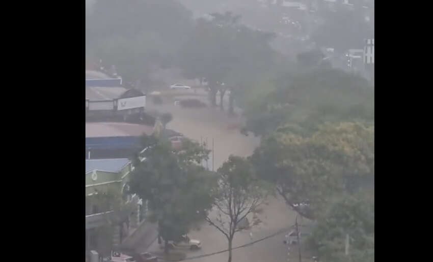 Seksyen 13 Shah Alam dilanda banjir – elak redah jalan ditenggelami air, perlunya insurans bencana alam 1655659