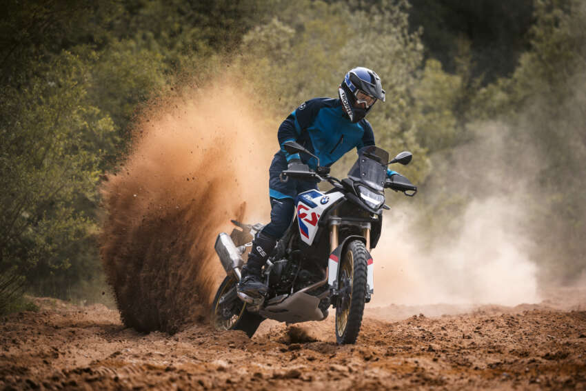 BMW Motorrad introduces 2024 F900 GS, F900 GS Adventure and F800 GS – less weight, more fun 1665879