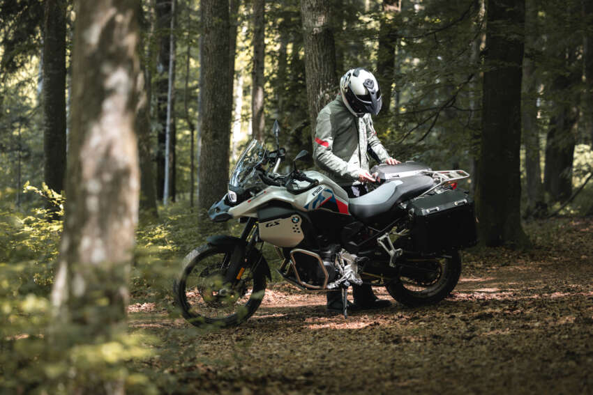 BMW Motorrad introduces 2024 F900 GS, F900 GS Adventure and F800 GS – less weight, more fun 1665888