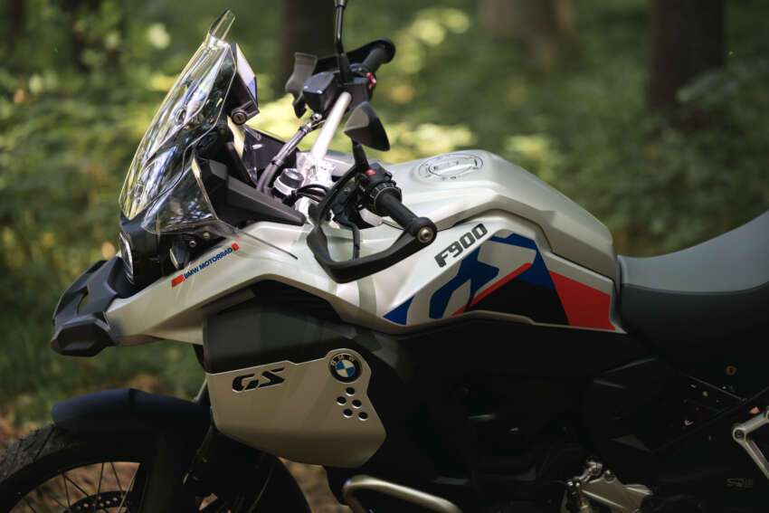 BMW Motorrad introduces 2024 F900 GS, F900 GS Adventure and F800 GS – less weight, more fun 1665893