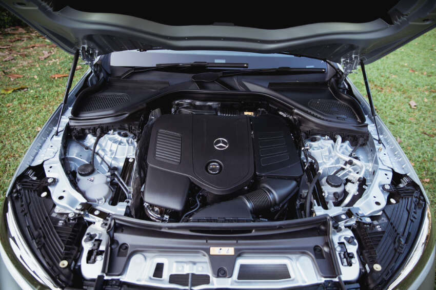 Mercedes-Benz GLC300 4Matic CKD RM51k cheaper than CBU; sunroof, Handsfree Access – RM379k 1667751