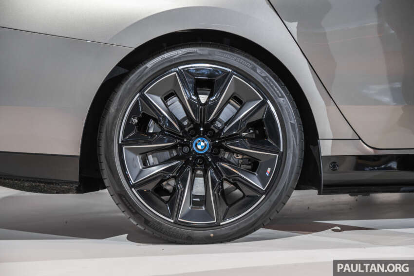 2023 BMW i7 at Forwardism, by BMW in Malaysia – 625 km EV range; fr RM707k; 158 units OTR as of Aug 31 1668629