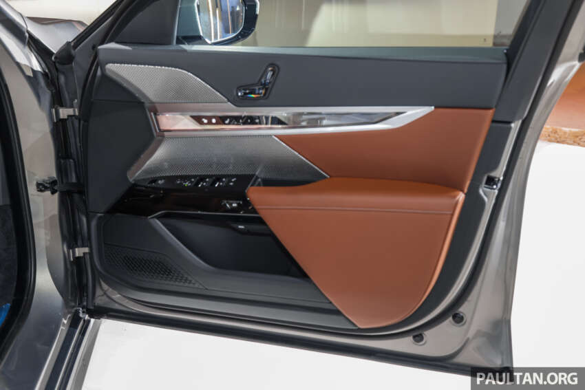BMW i7 xDrive60 M Sport 2023 di M’sia — 625 km jarak EV, dari RM707k; 158 unit terjual setakat 31 Ogos 1668847