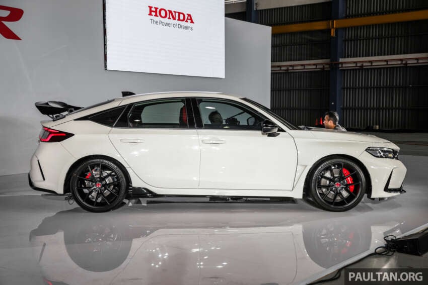 2023 Honda Civic Type R FL5 launched in Malaysia – 2.0T, 319 PS, 420 Nm, 6MT, Sensing/Connect, RM400k 1671721