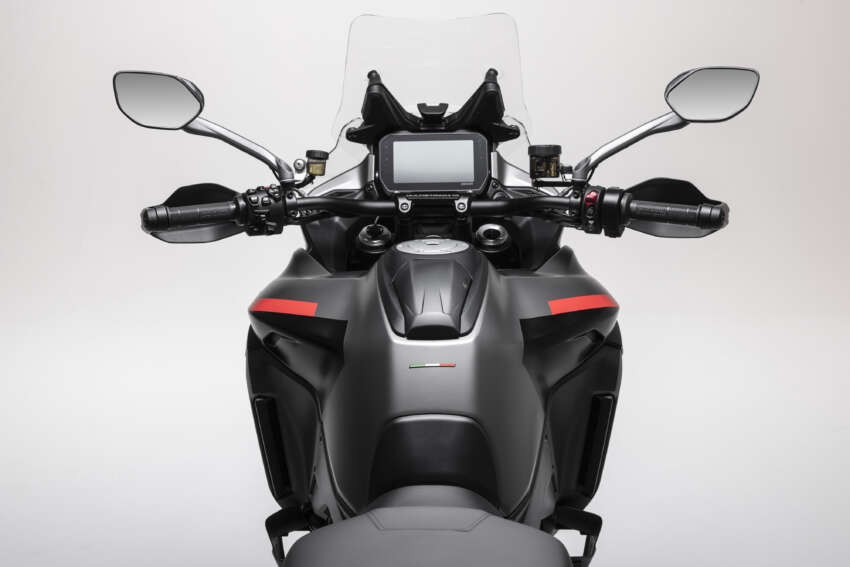 Ducati Multistrada V4 S Grand Tour 2024 diperkenal 1669974